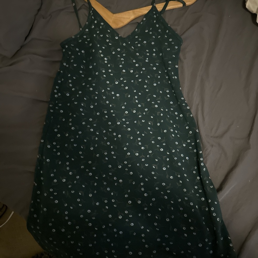 Brandy Melville Green Floral Midi Dress